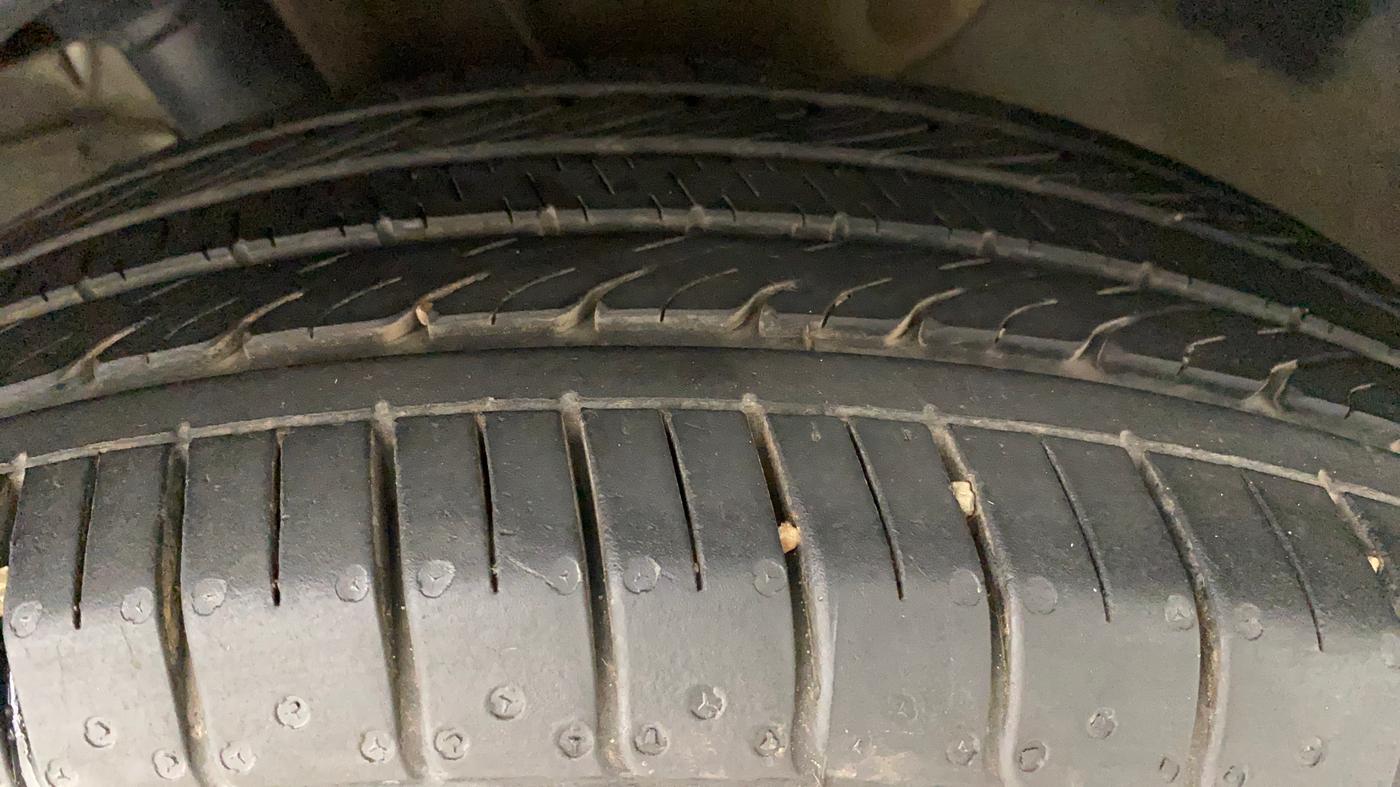 2022 KIA SELTOS HTK 1.5 PETROL, Petrol, Manual, 14,556 km, Right Front Tyre Tread