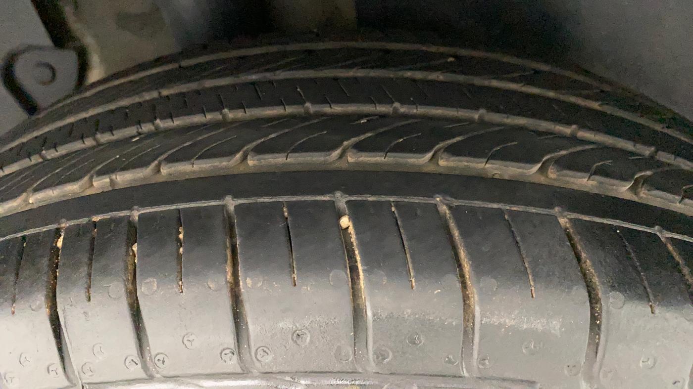 2022 KIA SELTOS HTK 1.5 PETROL, Petrol, Manual, 14,556 km, Right Rear Tyre Tread