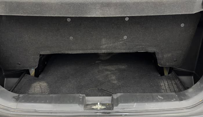 2025 Maruti BREZZA VXI S-CNG, CNG, Manual, 19,324 km, Boot Inside