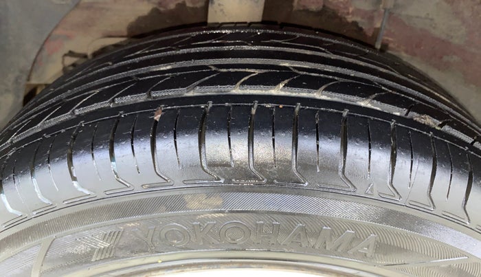 2015 Hyundai Elite i20 SPORTZ 1.2, Petrol, Manual, 81,832 km, Right Rear Tyre Tread