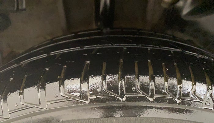 2018 Tata Tiago XZ PETROL, Petrol, Manual, 40,308 km, Right Rear Tyre Tread