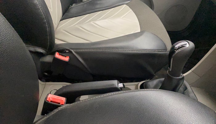 2018 Tata Tiago XZ PETROL, Petrol, Manual, 40,308 km, Gear Lever