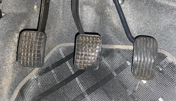 2018 Tata Tiago XZ PETROL, Petrol, Manual, 40,308 km, Pedals