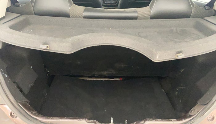 2018 Tata Tiago XZ PETROL, Petrol, Manual, 40,308 km, Boot Inside