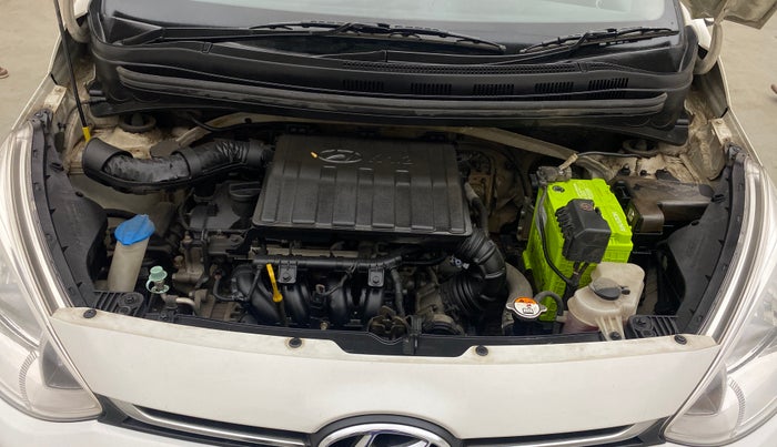 2017 Hyundai Grand i10 ASTA 1.2 KAPPA VTVT, Petrol, Manual, 61,468 km, Engine View