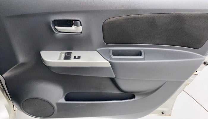 2011 Maruti Wagon R 1.0 LXI, Petrol, Manual, 52,694 km, Driver Side Door Panels Control