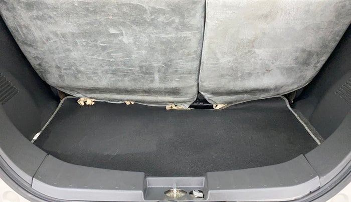 2011 Maruti Wagon R 1.0 LXI, Petrol, Manual, 52,694 km, Boot Inside