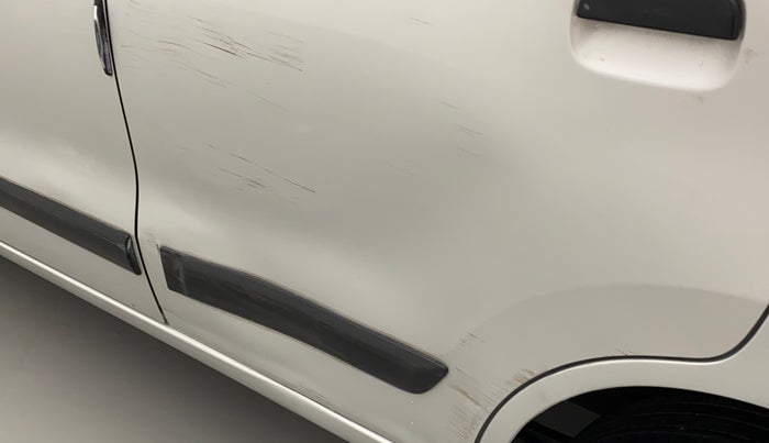 2011 Maruti Wagon R 1.0 LXI, Petrol, Manual, 52,694 km, Rear left door - Minor scratches