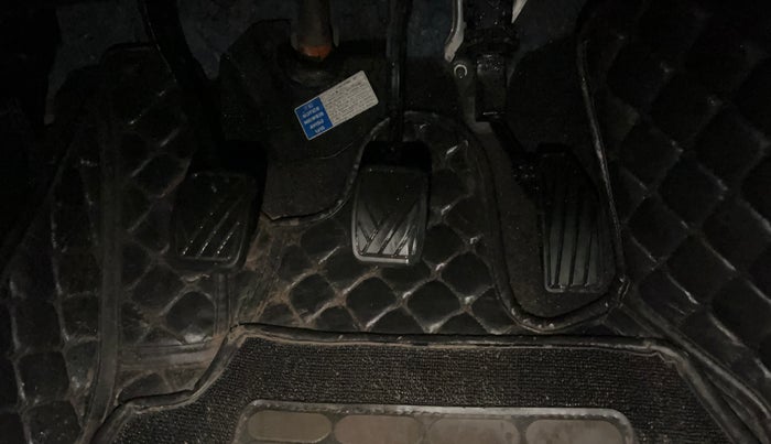 2018 Maruti Baleno ZETA PETROL 1.2, Petrol, Manual, 21,688 km, Pedals