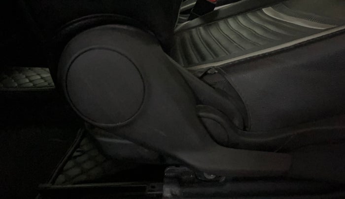 2018 Maruti Baleno ZETA PETROL 1.2, Petrol, Manual, 21,688 km, Driver Side Adjustment Panel