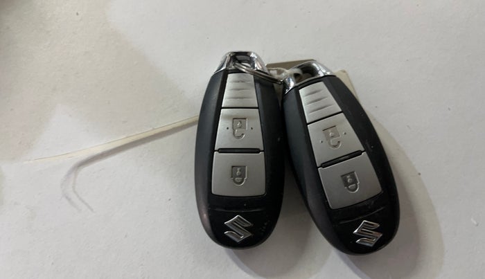 2018 Maruti Baleno ZETA PETROL 1.2, Petrol, Manual, 21,688 km, Key Close Up