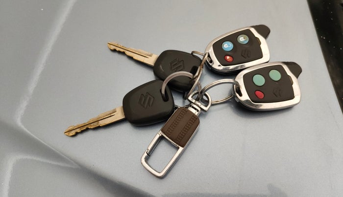 2013 Maruti Wagon R 1.0 LXI, Petrol, Manual, 91,826 km, Key Close Up