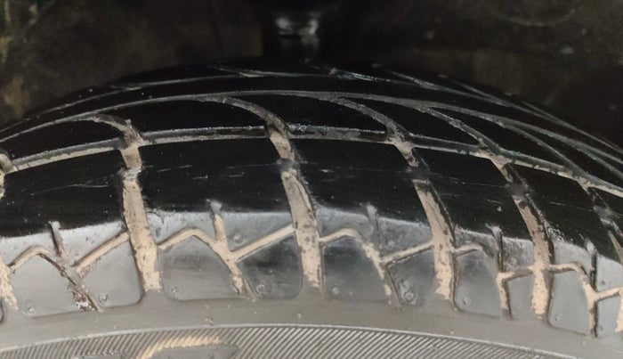 2013 Maruti Wagon R 1.0 LXI, Petrol, Manual, 91,826 km, Right Front Tyre Tread