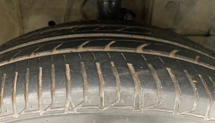 2017 Honda City 1.5L I-VTE V CVT, Petrol, Automatic, 33,410 km, Right Front Tyre Tread