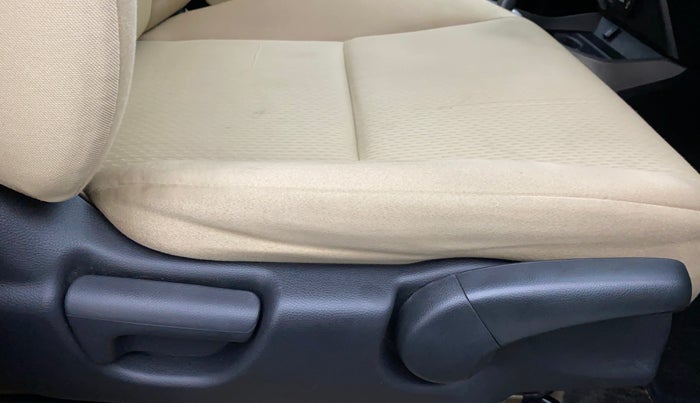 2017 Honda City 1.5L I-VTE V CVT, Petrol, Automatic, 33,410 km, Driver Side Adjustment Panel