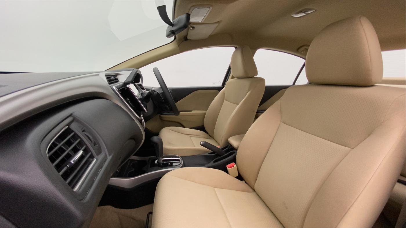 2017 Honda City 1.5L I-VTE V CVT, Petrol, Automatic, 33,410 km, Right Side Front Door Cabin