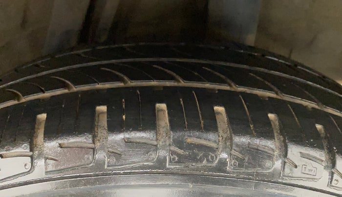 2017 Honda City 1.5L I-VTE V CVT, Petrol, Automatic, 33,410 km, Left Rear Tyre Tread