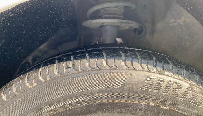 2019 Maruti Dzire VXI, Petrol, Manual, 30,100 km, Left Front Tyre Tread