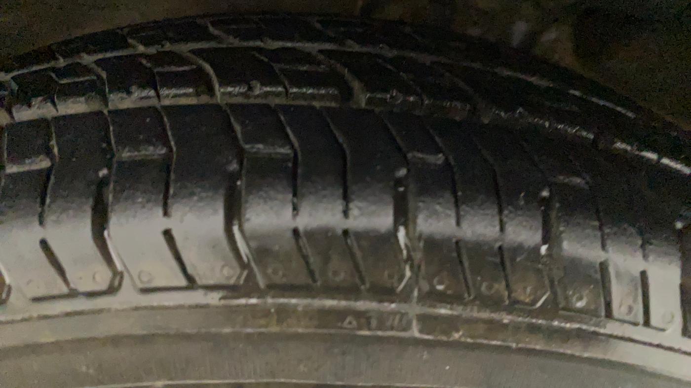 2010 Maruti A Star VXI, Petrol, Manual, 62,937 km, Right Rear Tyre Tread