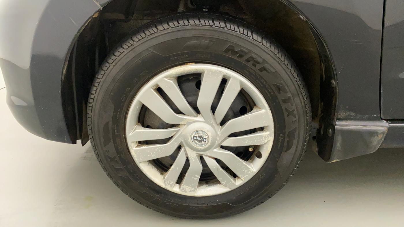2010 Maruti A Star VXI, Petrol, Manual, 62,937 km, Left Front Wheel