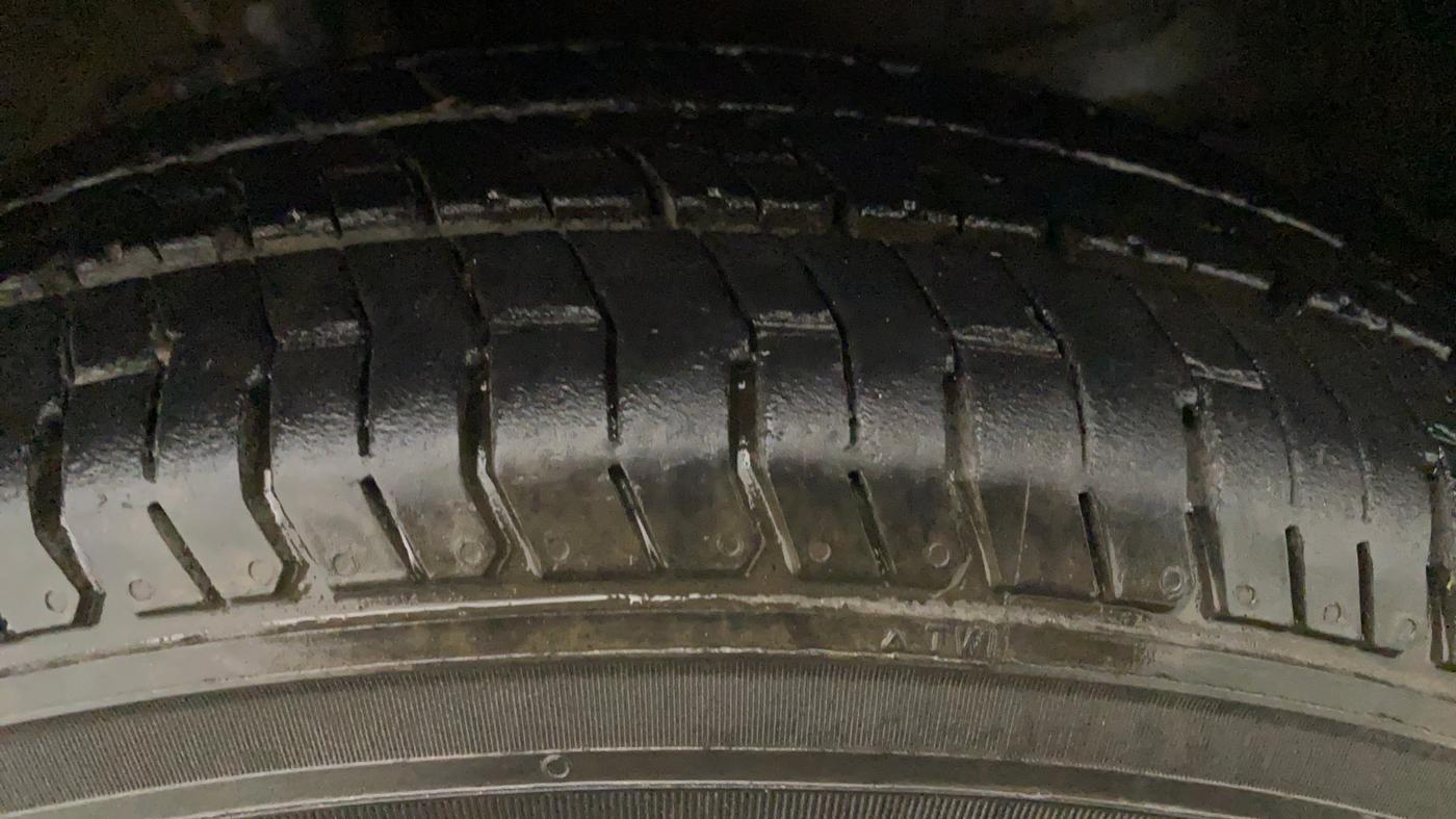 2010 Maruti A Star VXI, Petrol, Manual, 62,937 km, Left Front Tyre Tread