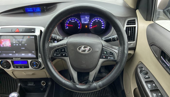 2013 Hyundai i20 ASTA 1.2, Petrol, Manual, 70,890 km, Steering Wheel Close Up