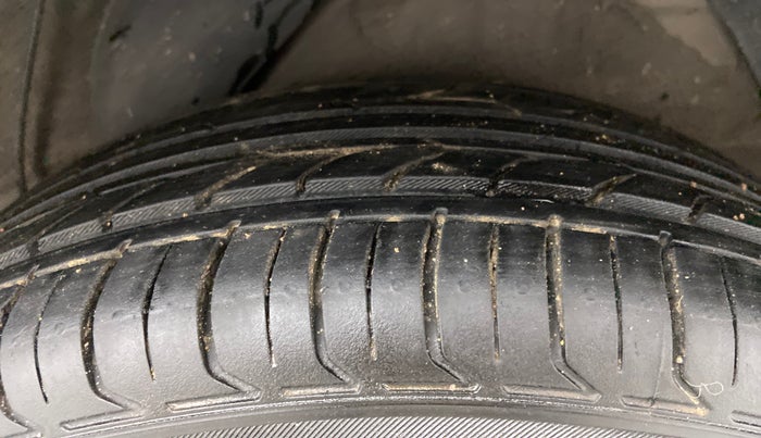 2013 Hyundai i20 ASTA 1.2, Petrol, Manual, 70,890 km, Left Rear Tyre Tread