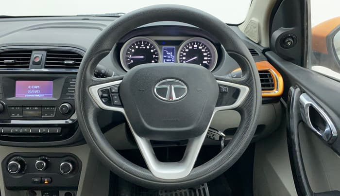2016 Tata Tiago XZ 1.2 REVOTRON, Petrol, Manual, 44,229 km, Steering Wheel Close Up