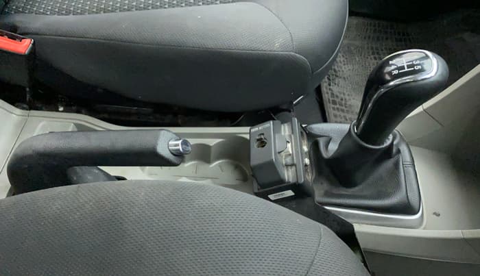 2016 Tata Tiago XZ 1.2 REVOTRON, Petrol, Manual, 44,229 km, Gear Lever