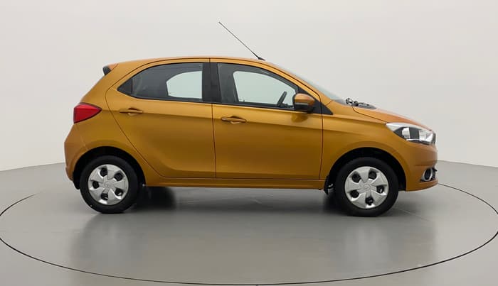 2016 Tata Tiago XZ 1.2 REVOTRON, Petrol, Manual, 44,229 km, Right Side View
