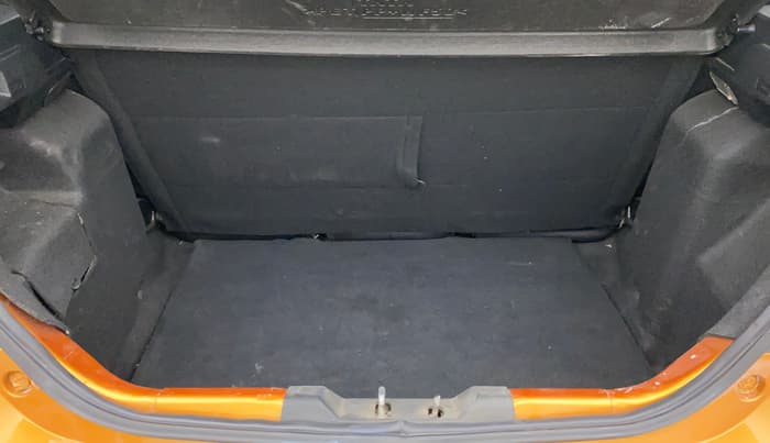 2016 Tata Tiago XZ 1.2 REVOTRON, Petrol, Manual, 44,229 km, Boot Inside