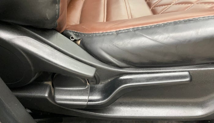 2022 Honda Amaze 1.2L I-VTEC S, Petrol, Manual, 19,276 km, Driver Side Adjustment Panel