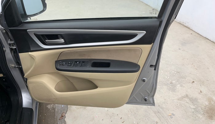 2022 Honda Amaze 1.2L I-VTEC S, Petrol, Manual, 19,276 km, Driver Side Door Panels Control