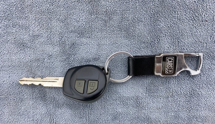 2009 Maruti Swift Dzire VXI 1.3, Petrol, Manual, 26,741 km, Key Close Up