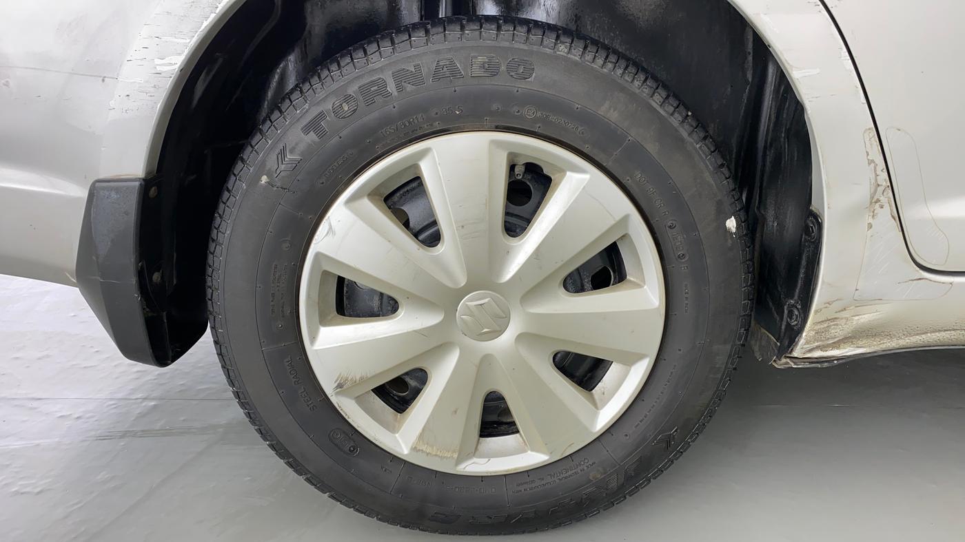 2009 Maruti Swift Dzire VXI 1.3, Petrol, Manual, 26,741 km, Right Rear Wheel