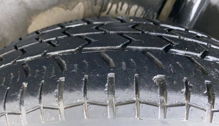 2009 Maruti Swift Dzire VXI 1.3, Petrol, Manual, 26,741 km, Left Rear Tyre Tread