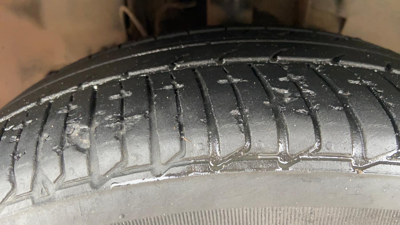 2022 Tata TIAGO NRG XZ AMT, Petrol, Automatic, 41,915 km, Left Front Tyre Tread