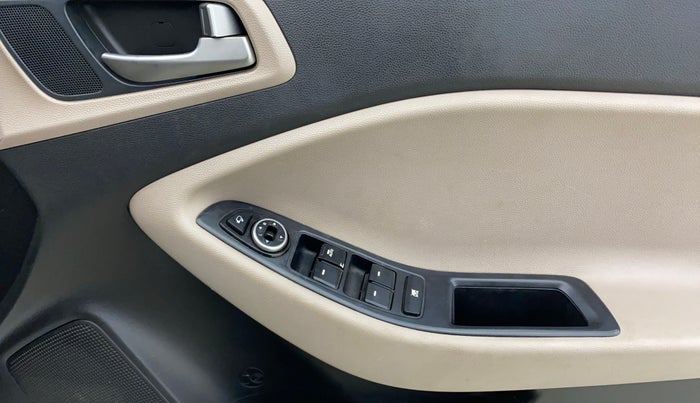 2015 Hyundai Elite i20 ASTA 1.2, Petrol, Manual, 63,572 km, Driver Side Door Panels Control