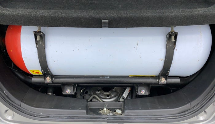 2018 Maruti Wagon R 1.0 LXI CNG, CNG, Manual, 45,450 km, Boot Inside