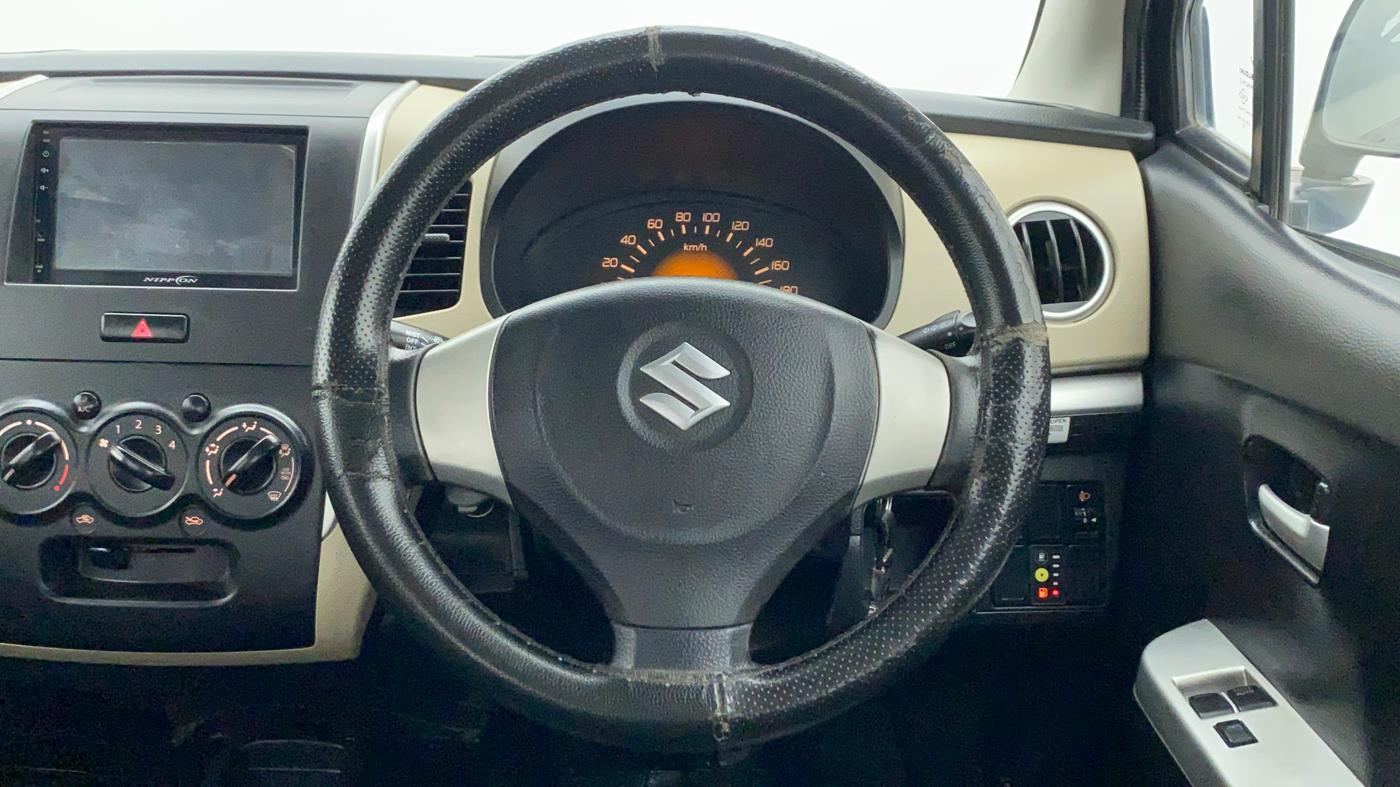 2018 Maruti Wagon R 1.0 LXI CNG, CNG, Manual, 45,450 km, Steering Wheel Close Up
