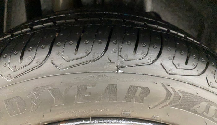 2018 Ford FREESTYLE TREND 1.2 PETROL, Petrol, Manual, 32,852 km, Right Rear Tyre Tread