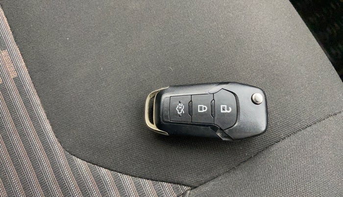 2018 Ford FREESTYLE TREND 1.2 PETROL, Petrol, Manual, 32,852 km, Key Close Up