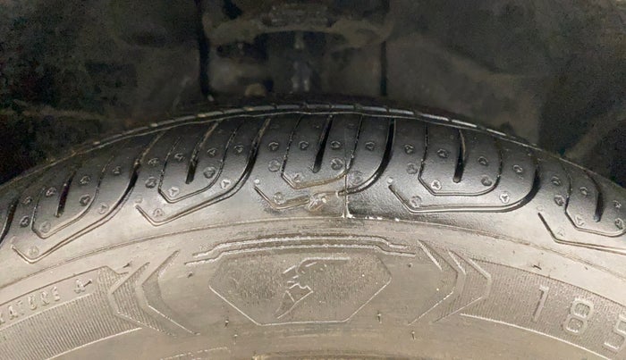 2018 Ford FREESTYLE TREND 1.2 PETROL, Petrol, Manual, 32,852 km, Right Front Tyre Tread