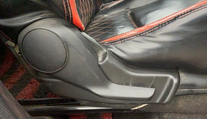 2019 Maruti Swift LXI, Petrol, Manual, 52,322 km, Driver Side Adjustment Panel