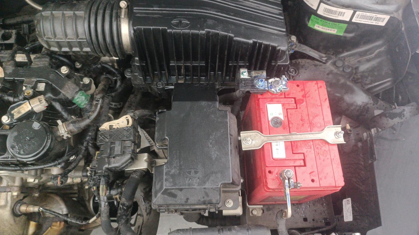 2021 Tata ALTROZ XM PLUS PETROL, Petrol, Manual, 22,278 km, Engine View - Left