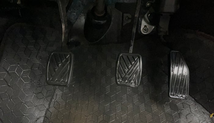 2022 Maruti New Wagon-R VXI CNG 1.0, CNG, Manual, 75,452 km, Pedals