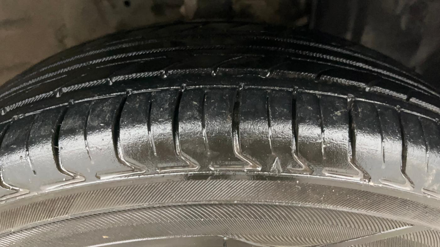 2022 Maruti New Wagon-R VXI CNG 1.0, CNG, Manual, 75,452 km, Right Front Tyre Tread