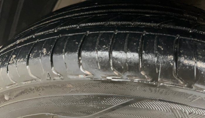 2022 Maruti New Wagon-R VXI CNG 1.0, CNG, Manual, 75,452 km, Left Front Tyre Tread