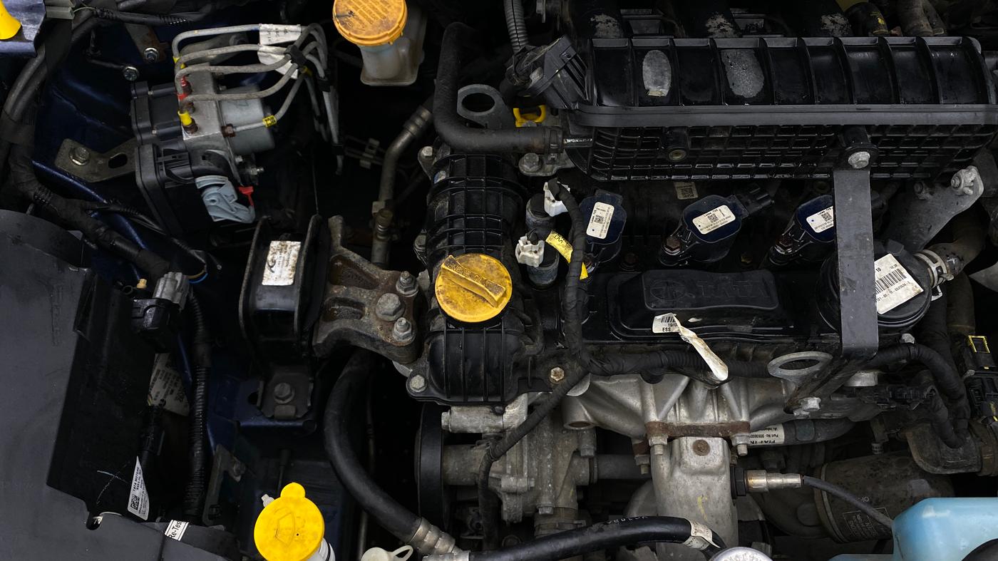 2023 Tata ALTROZ XZA PLUS (O) SUNROOF P , Petrol, Automatic, 26,917 km, Engine View - Right