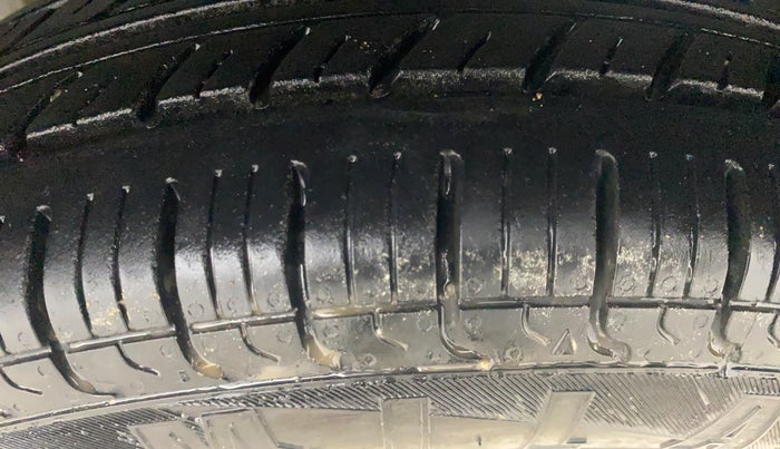 2013 Maruti Alto 800 LXI, Petrol, Manual, 34,369 km, Left Rear Tyre Tread